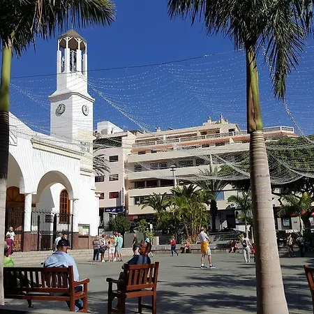 Casa Iglesia דירה *