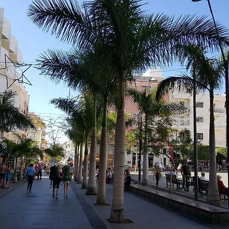 Casa Iglesia דירה *