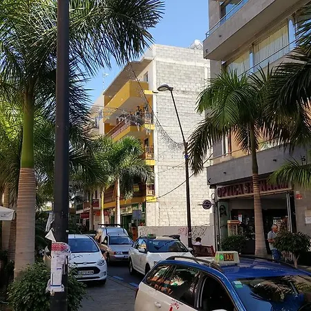 Casa Iglesia דירה *